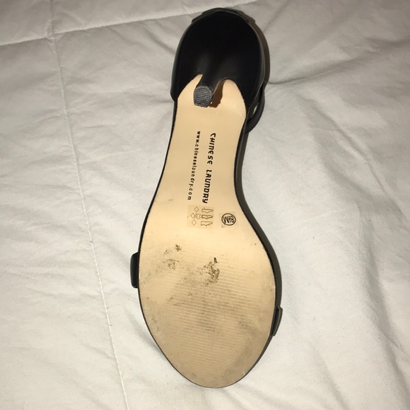 Chinese Laundry Black Heels - Picture 5 of 5